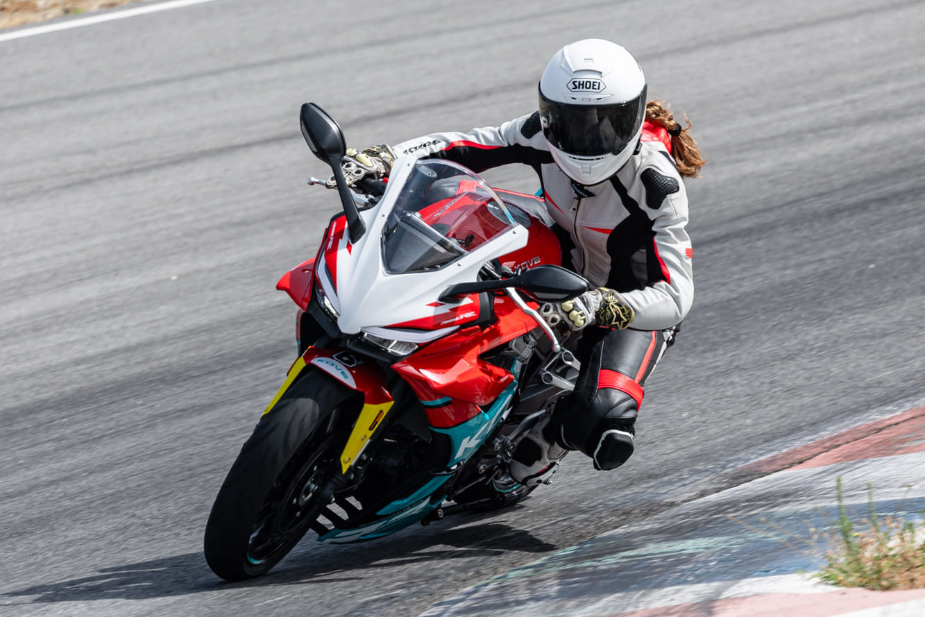 KOVE 350 RR y 450 RR: dos deportivas con un precio difícil de ignorar 2