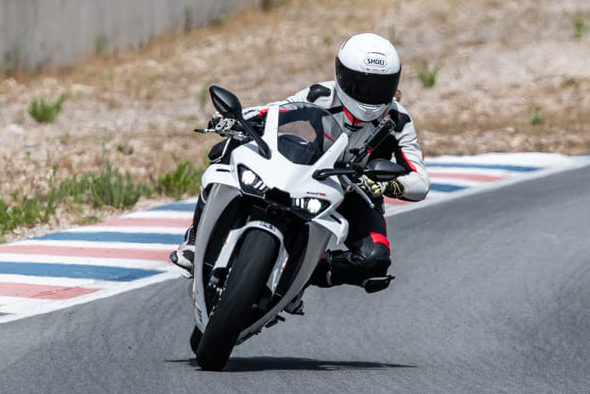 KOVE 350 RR y 450 RR: dos deportivas con un precio difícil de ignorar 4