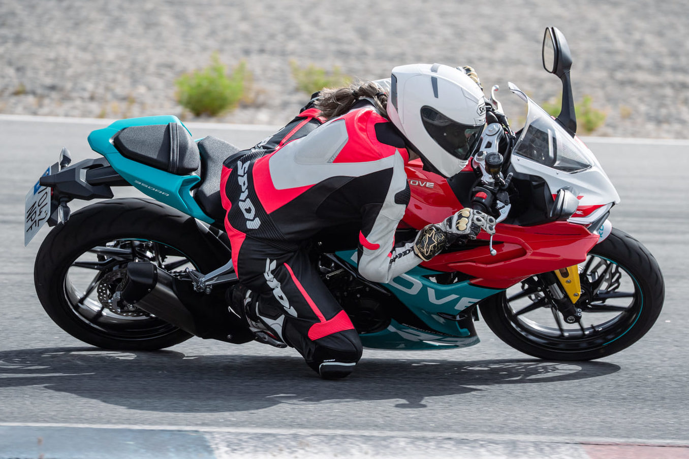 KOVE 350 RR y 450 RR: dos deportivas con un precio difícil de ignorar 1