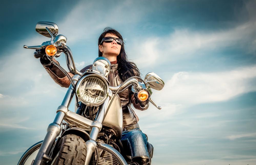 Sesión de fotos con moto: una oportunidad para demostrar tu pasión Sesión de fotos con moto