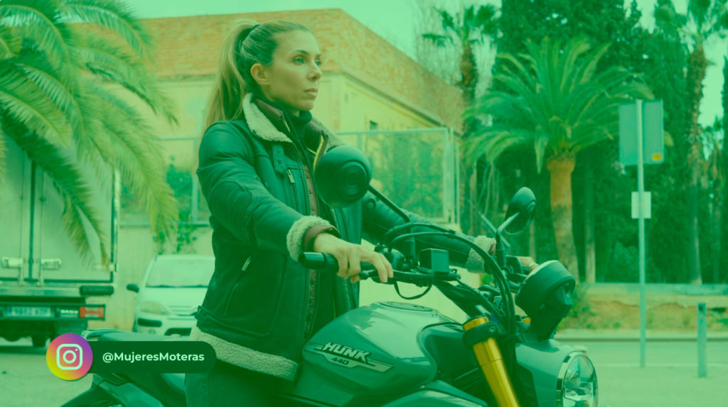 Malos hábitos al conducir una moto que pueden poner en riesgo tu seguridad 2 Malos hábitos al conducir una moto que pueden poner en riesgo tu seguridad 1