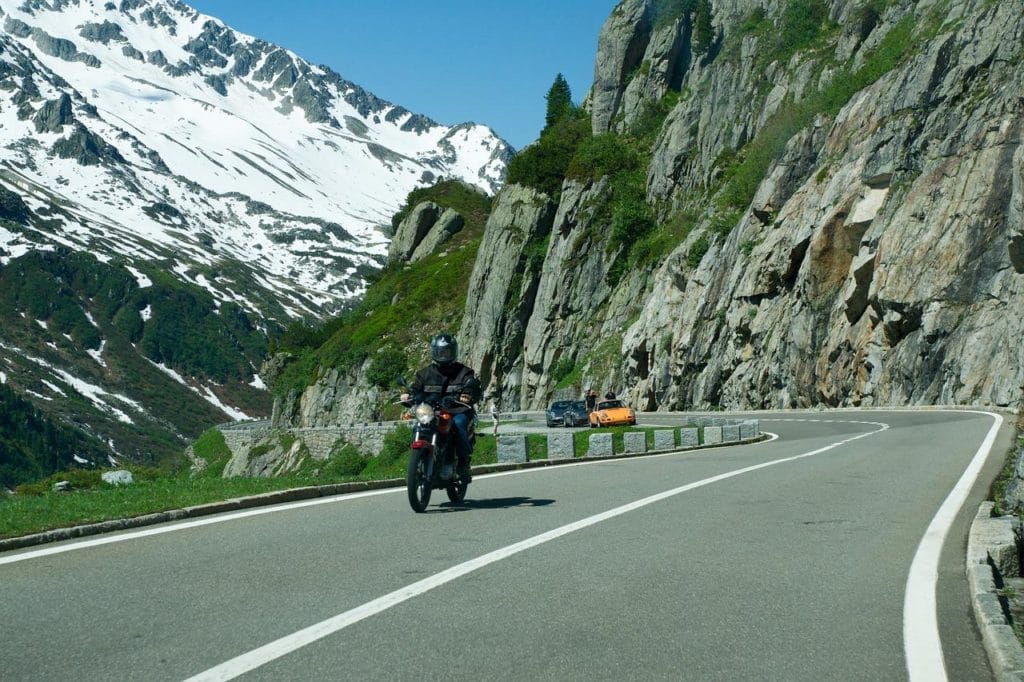 errores-tipicos-conducir-moto