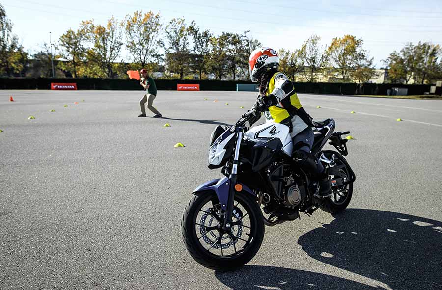 Honda Instituto de Seguridad, Décimo Aniversario 1 Honda Instituto de Seguridad, cursos de formación para motoristas, seguridad vial