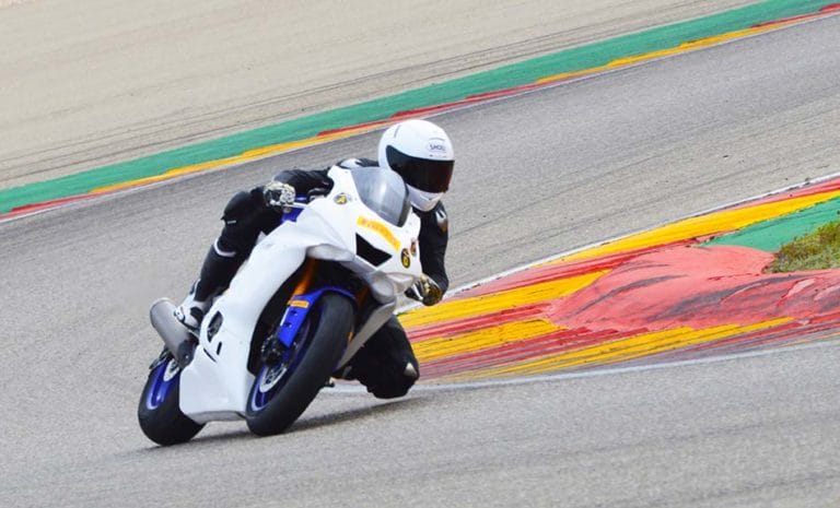 pirelli diablo rosso iv corsa